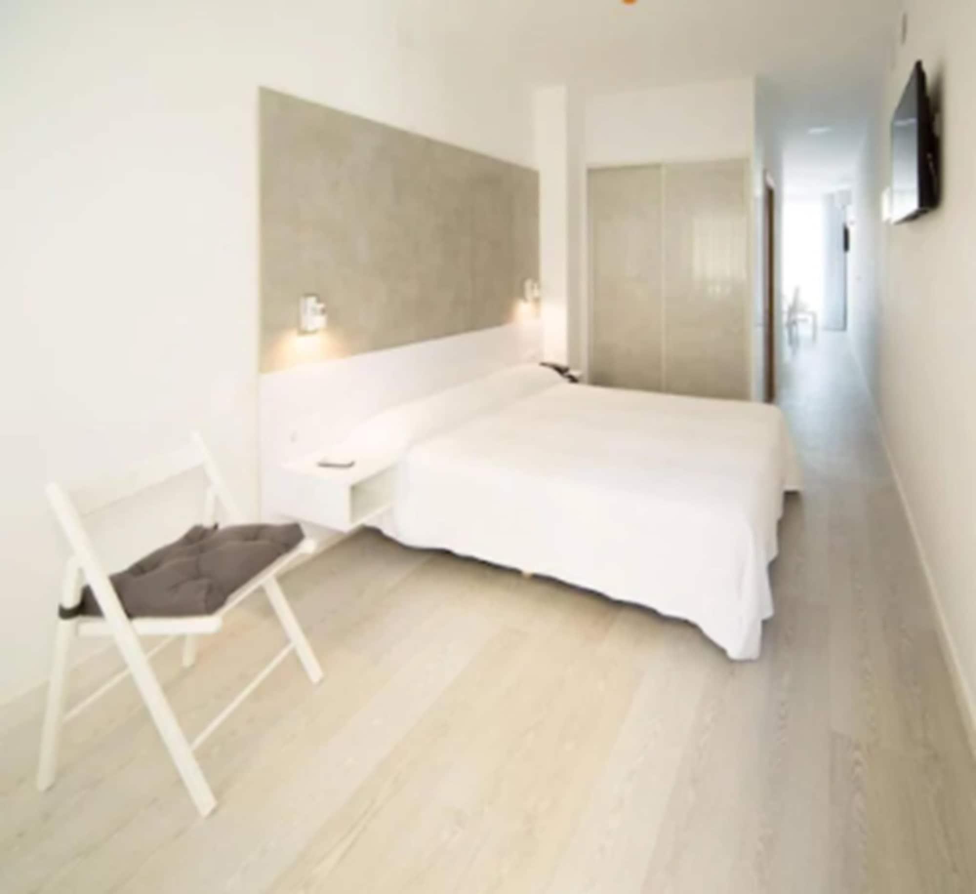 Hotel Sol Playa 2*