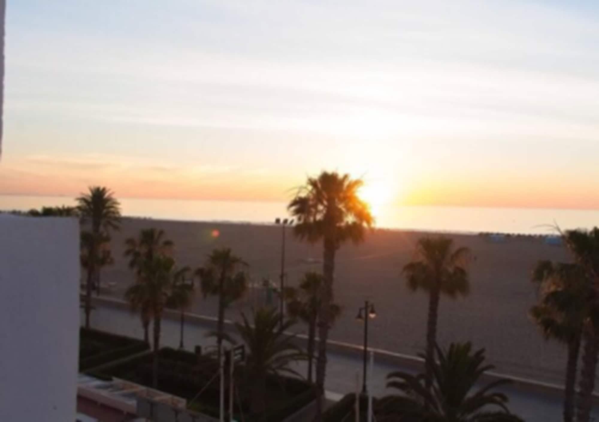 Sol Playa Hotel 2*